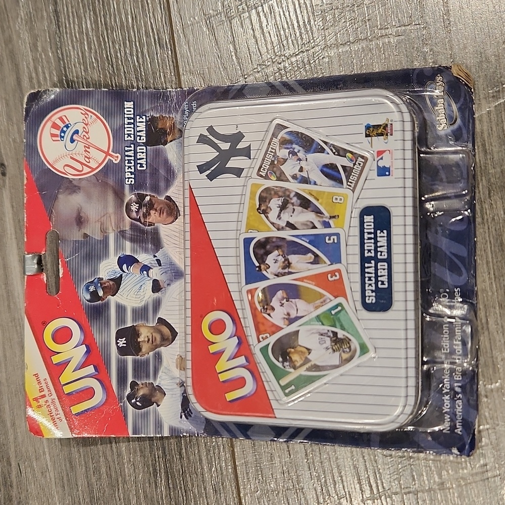 Vintage NWT 2004 UNO NY Yankees Special Edition Card Game
